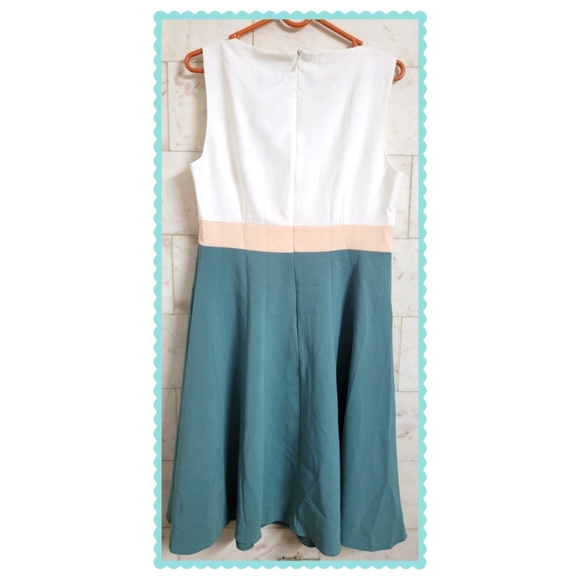 🌷Trendyol Skater Dress🌷 - Picture 3 of 9